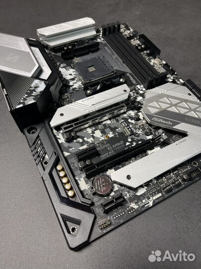 Материнская плата ASRock B550 Steel Legend