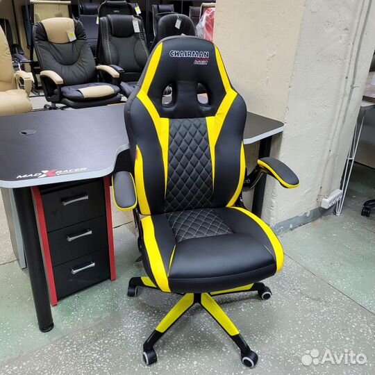 Компьютерное игровое кресло