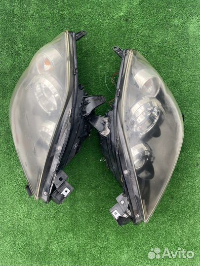 Фары ксенон mazda demio dy