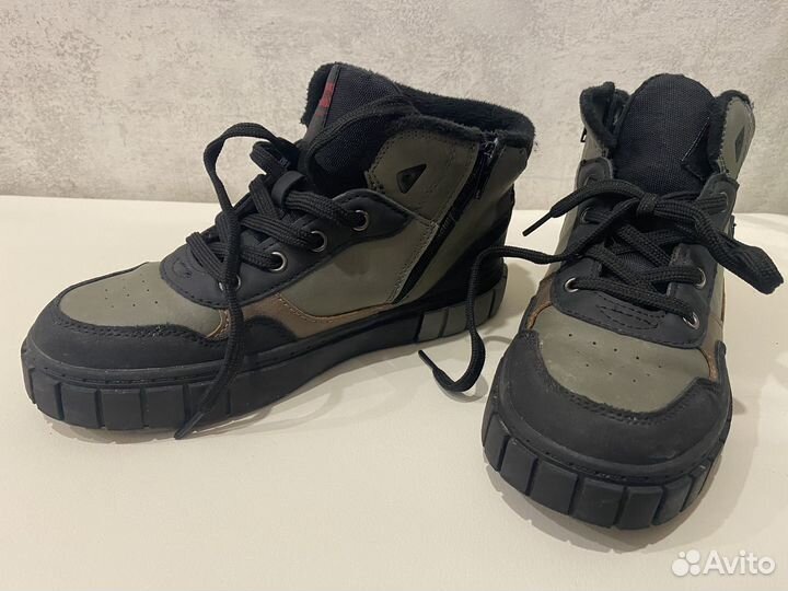 Ботинки демисезонные 35