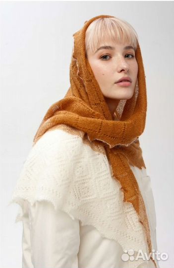 Оренбургский пуховый треугольный платок