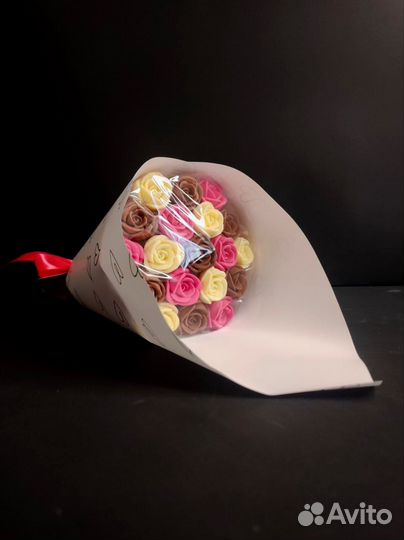 Шоколадные Розы - 19 шт в Букете