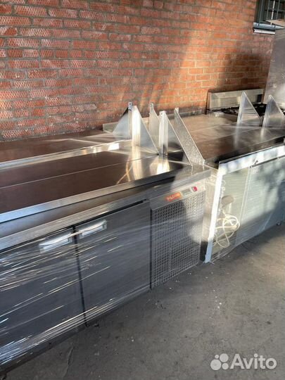 Холодильный стол hicold