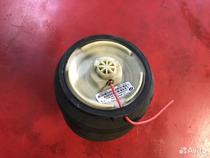 Пневмобаллон задний Bmw X5 E70 M57D30