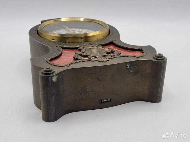 Часы настольные Янтарь Кварц пластик 22*16 см