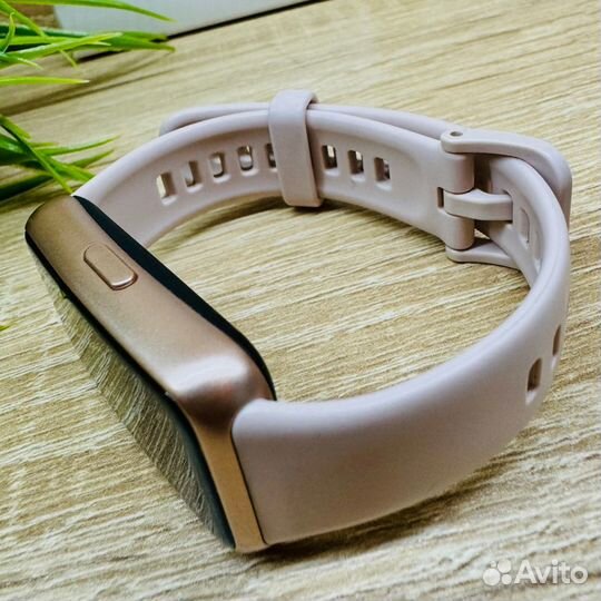 Фитнес-браслет huawei Band 7