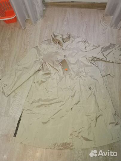 Плащ новый