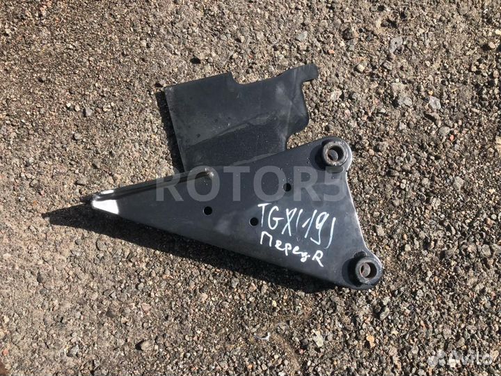 Кронштейн усилителя переднего бампера верхний MAN