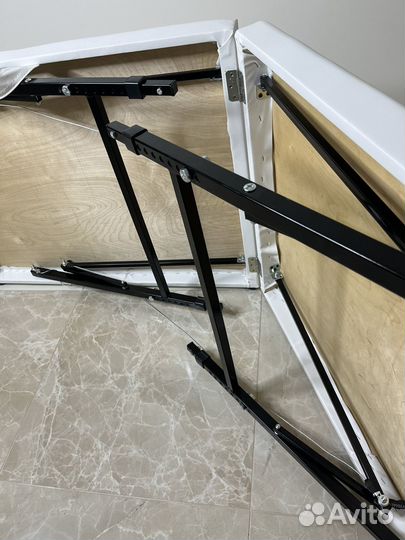 Массажный стол / кушетка