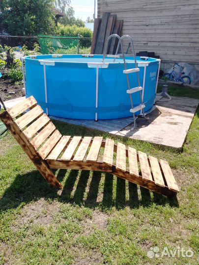 Шезлонг для дачи