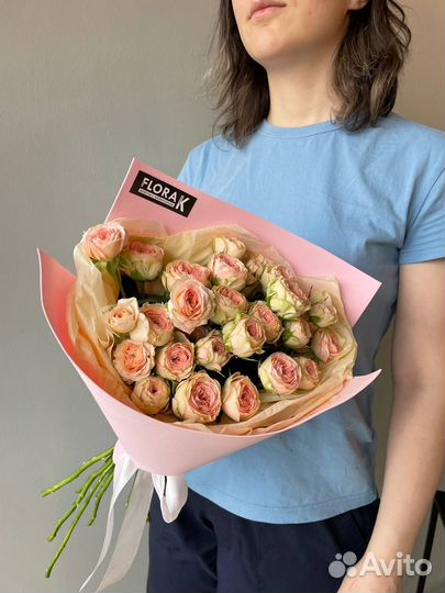 Доставка цветов и букетов.Кустовая роза