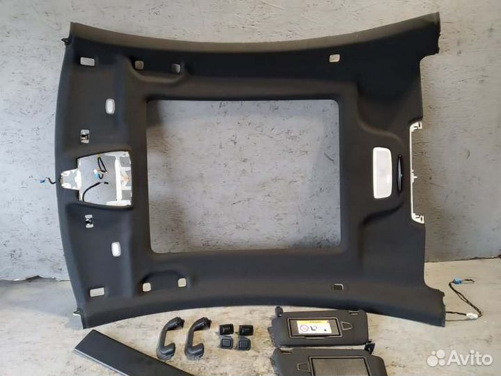 Обшивка потолка Mercedes E-Class W207