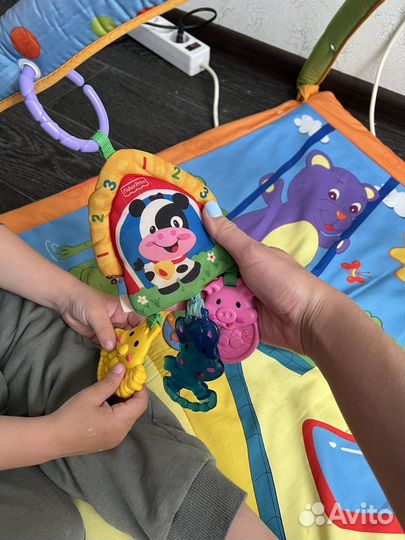 Развивающий коврик tiny love