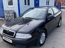 Skoda Octavia 1.6 MT, 2010, 299 007 км, с пробегом, цена 590 000 руб.