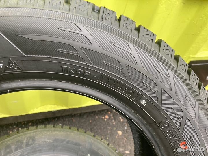 Yokohama Ice Guard IG55 295/40 R21 111T