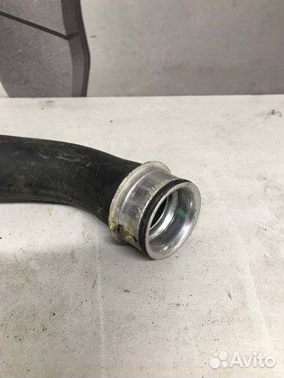 Патрубок радиатора левый Mercedes C-Class W204