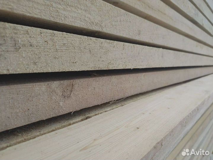 Доска обрезная из лиственницы от производителя