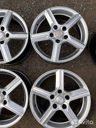 Литье R16 5/114.3 ET 45 Dia 67.1 skad