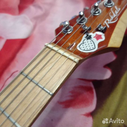 Электрогитара