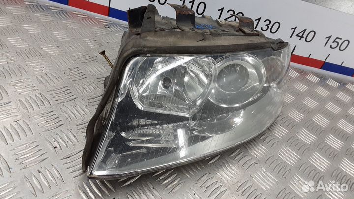 Фара левая Audi A4 B6 2004