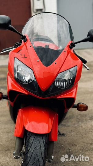 Honda cbr 600 f4i