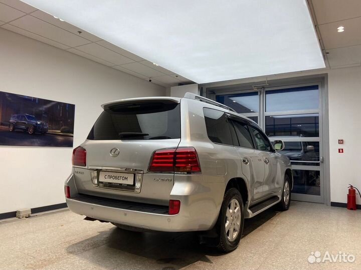 Lexus LX 5.7 AT, 2010, 223 110 км