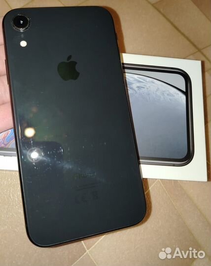 iPhone Xr, 64 ГБ