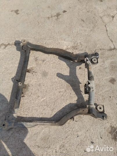 Подрамник передний Hyundai Accent II G4EC 2007