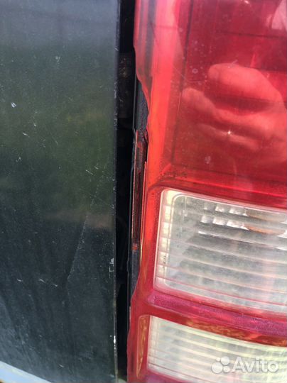 Фонарь задний правый Ford Ranger 2006