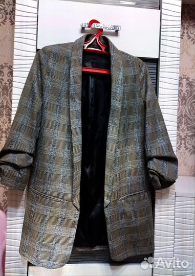 Костюм пиджак женский 40-42 р