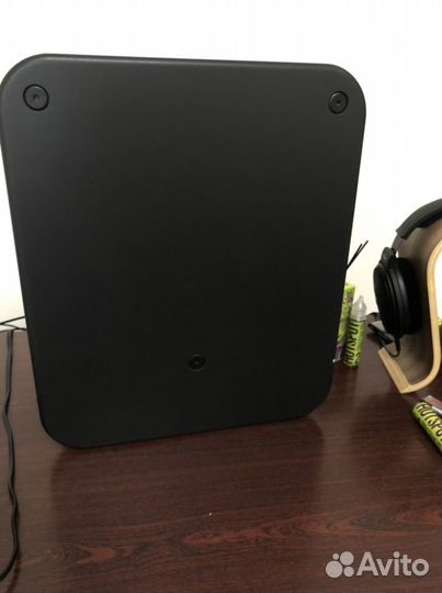Сабвуфер Genelec 7040 APM