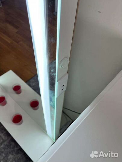 Гримерное зеркало с led подсветкой