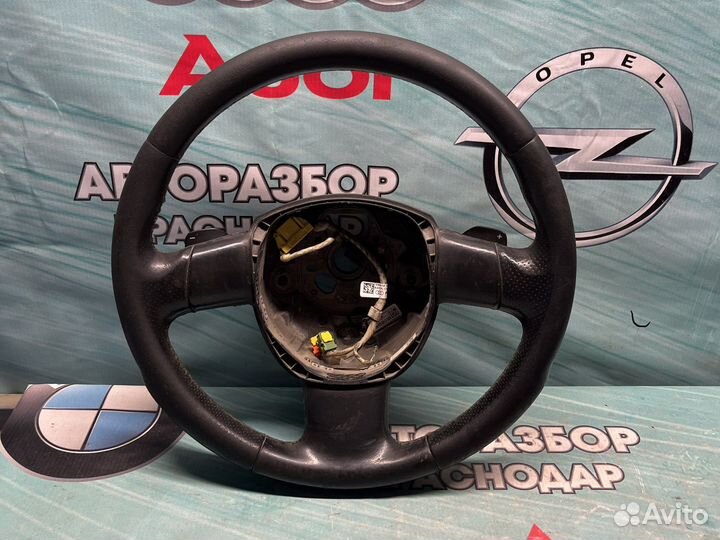 Руль Ауди А6 С6 с лепестками