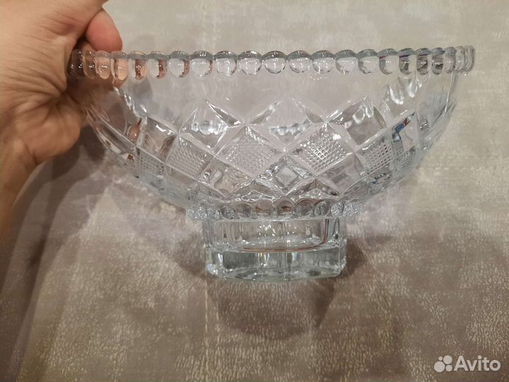 Сервировочная посуда набор:конфетница, тортовница