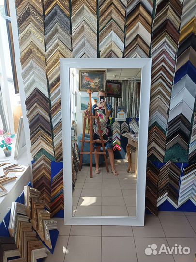 Зеркало в белой раме 160x80