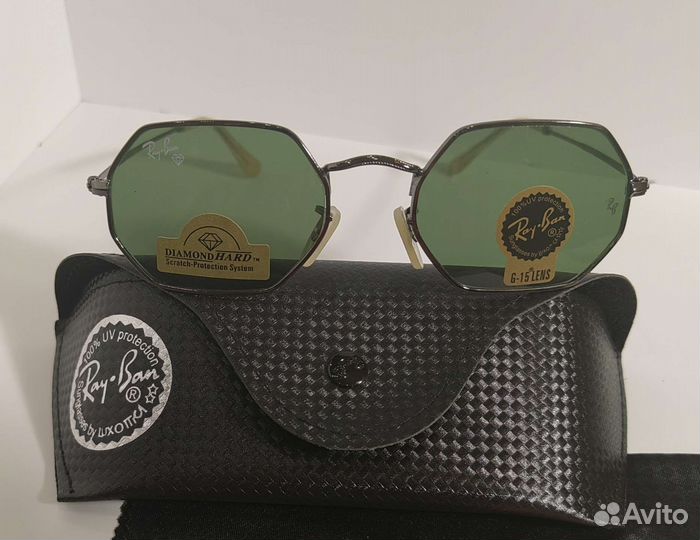 Солнцезащитные очки Ray ban