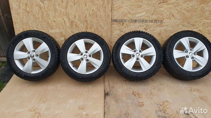 Комплект колес r16 шипованых зимних