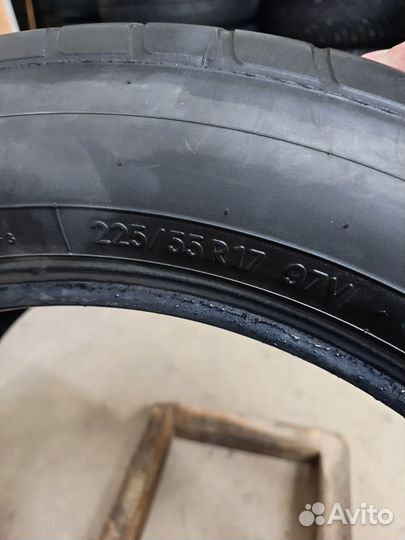 Toyo Proxes T1 Sport 225/55 R17 97V