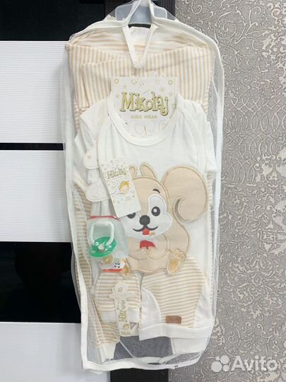 Комплект одежды для малыша новый