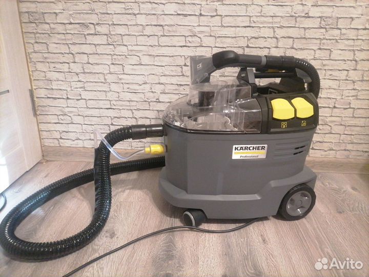 Моющий пылесос karcher