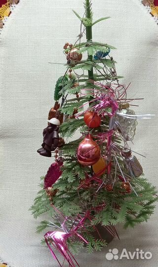 Елка маленькая СССР с новогодними игрушками