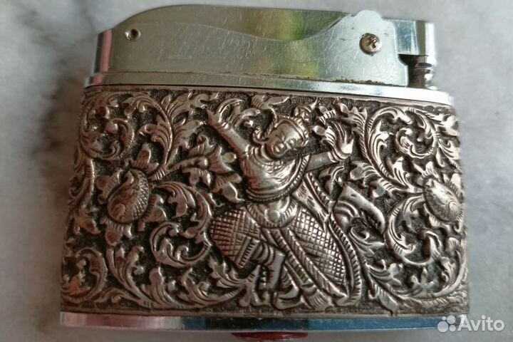 Зажигалка бензиновая 1960е годы в коллекцию
