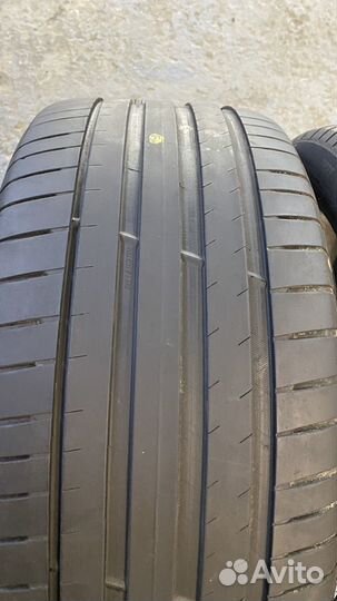 Michelin Pilot Sport 4 SUV 265/40 R21