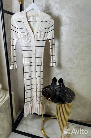 Self portarit платье