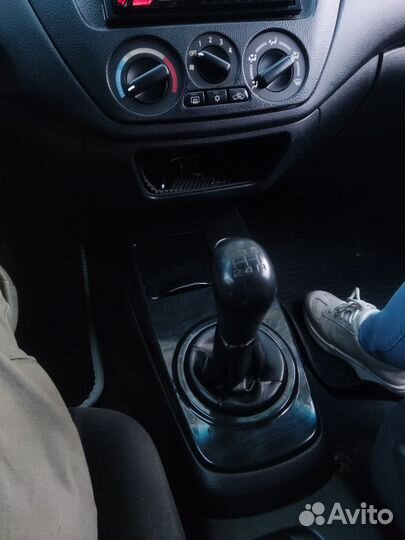 Mitsubishi Lancer 1.6 МТ, 2005, 264 000 км
