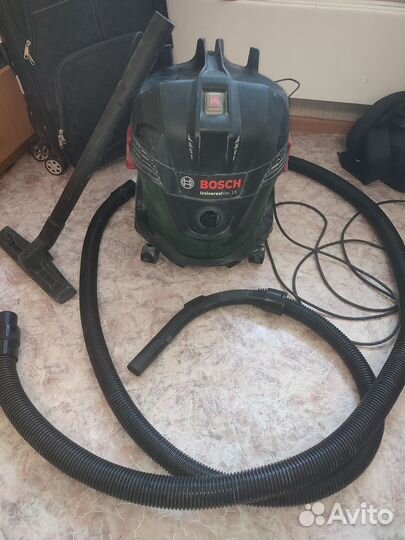 Bosch universalVac 15 пылесос строительный