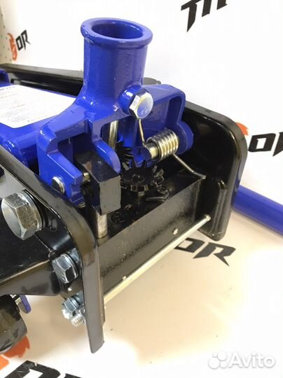 Домкрат гидравлический подкатной