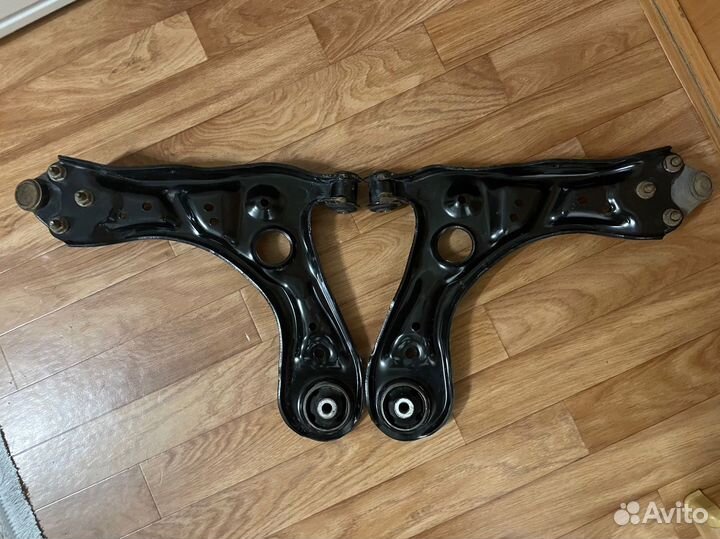 Рычаги в сборе(Оригинал) Polo/Rapid