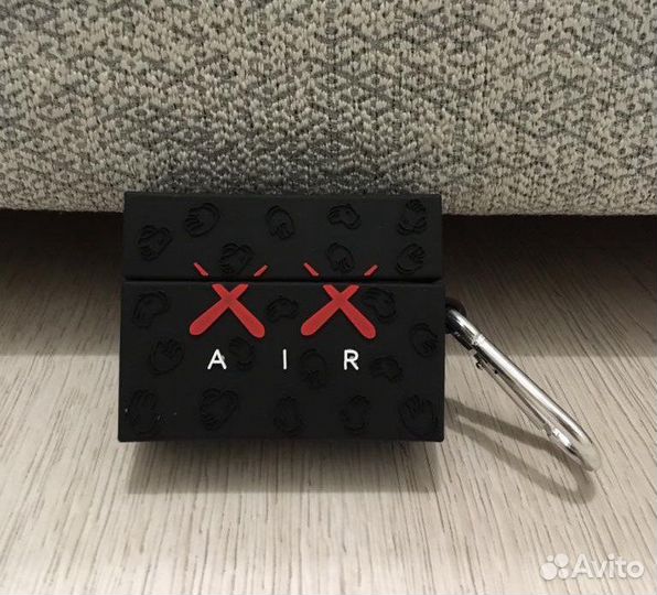 Чехлы для Apple AirPods Pro