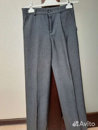 Костюм серый школьный